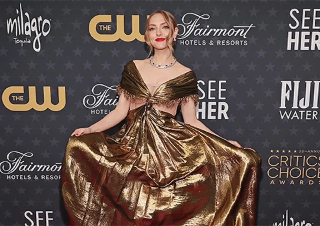 Amanda Seyfried’s Fashion Emergency at the Critics Choice Awards